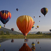 turistii curajosi vor putea privi pamantul de la 30 km inaltime din balon
