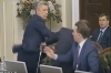 un nou incident in parlamentul ucrainei doi politicieni s-au batut in timpul unei sedinte video