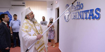 biserica ortodoxa le cere romanilor taxa pentru televiziune