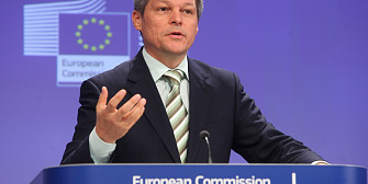 plangere penala pe numele comisarului european dacian ciolos