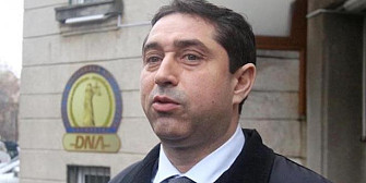 cristian david a fost retinut fostul ministru al internelor acuzat ca a luat mita 500000 de euro