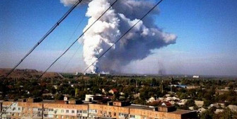ucraina bombardamente intense pe aeroportul din donetk