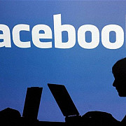 facebook la un pas de inchidere