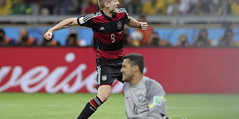 germania s-a calificat in finala cm pentru a opta oara dupa 7-1 cu brazilia