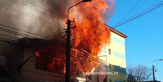 incendiu de proportii la timisoara in complexul studentesc
