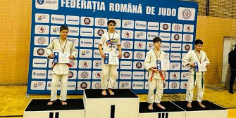lucas chighvaria pe cea mai inalta treapta a podiumului la campionatul national de judo