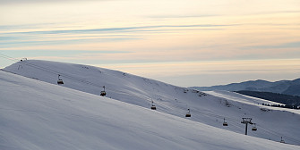 turistii pot schia in toate statiunile de pe valea prahovei