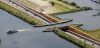 in olanda exista un pod care sfideaza toate legile fizicii