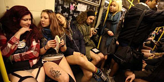 metrorex interzice no pants subway ride calatorii indecenti vor fi amendati