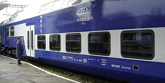 trenurile vor circula cu viteza redusa din cauza caniculei