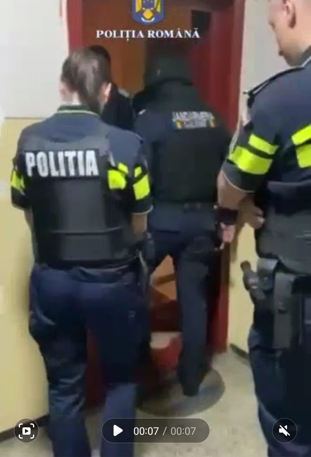 au crezut ca scapa dar mascatii le-au batut la usa furt de masina si perchezitii in lant la ploiesti