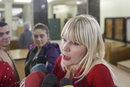 elena udrea cere sa iasa din inchisoare mai devreme judecatorii decid luna aceasta