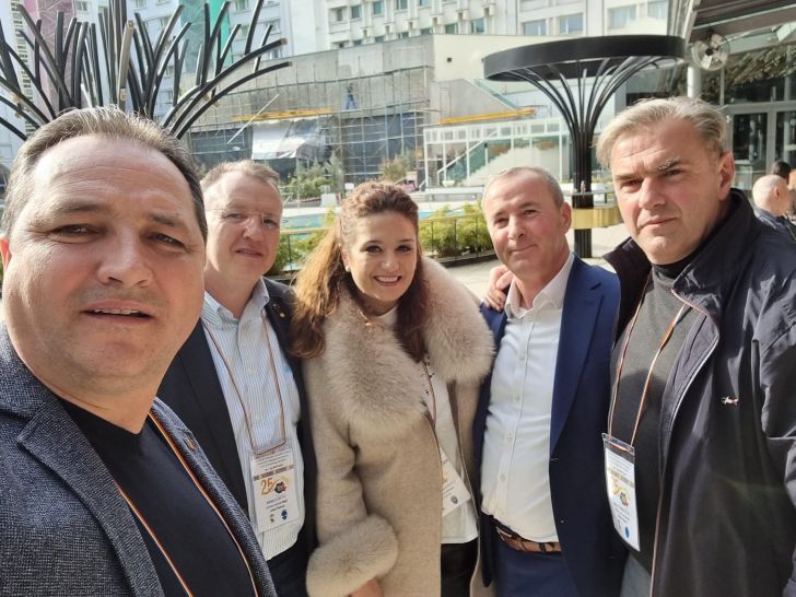 Unioniştii ies în stradă la Bucureşti, Chişinău şi în alte oraşe
