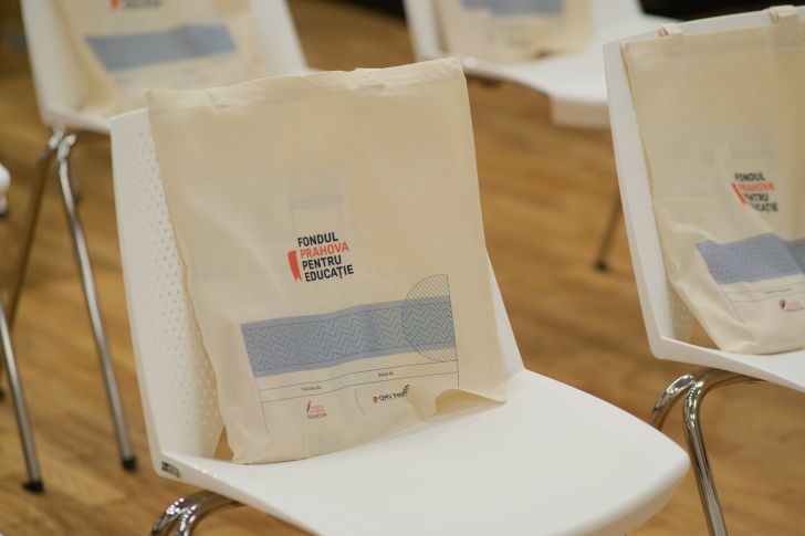 O ţară europeană, interzice şi handsfree-ul la volan