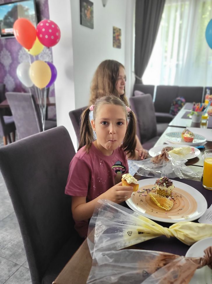 Păpușile nepotrivite pentru fetițe, modificate total de către o mamă