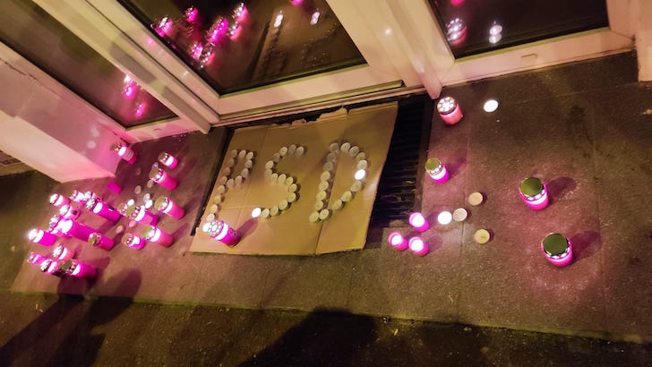 Atac terorist pe o plajă din Tunisia, cu 27 de morţi