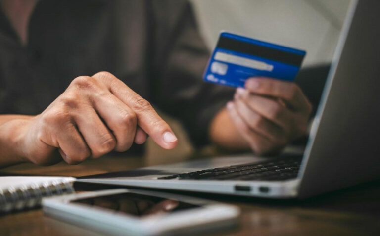 Criminalitatea online, în derivă absolută în Prahova