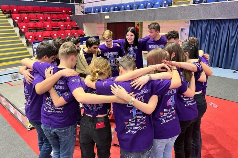 Echipa de robotică Ro2D2 din Ploiești, rezultat incredibil la Maryland Tech Invitational