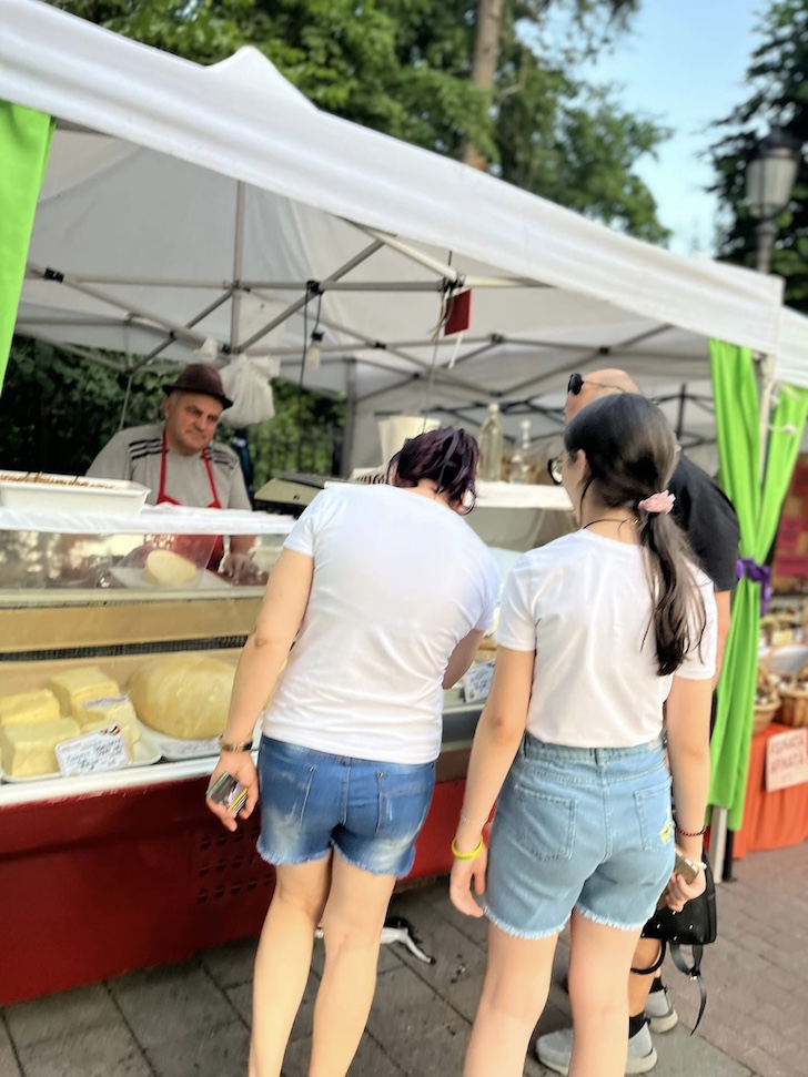 Cel puţin 9 morţi după ce un spital al organizaţiei Medici fără Frontiere din Afganistan a fost ţinta unui raid aerian al americanilor.