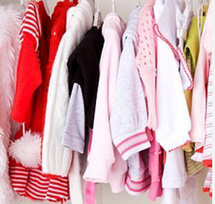 România va colecta selectiv deșeurile textile din 2025, dar fără soluții clare de reciclare
