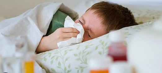 Creștere alarmantă a virozelor respiratorii în Prahova