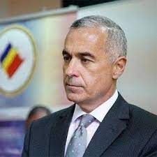 Călin Georgescu surprinde scena politică românească cu o victorie neașteptată în primul tur al alegerilor prezidențiale