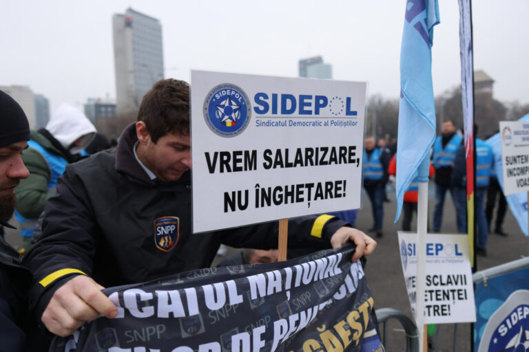 Proteste iminente în rândul angajaților din sectorul public din cauza Ordonanței Trenuleț