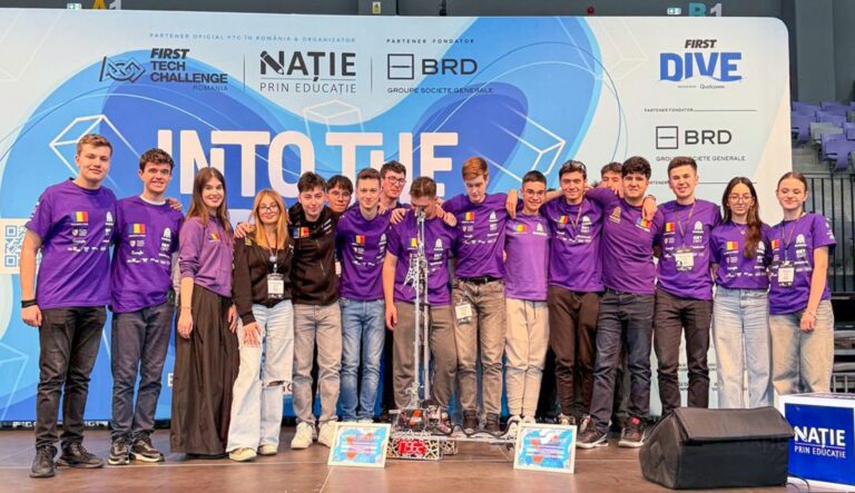 Echipa Ro2D2 din Ploiești, victorie spectaculoasă la competiția de robotică FIRST Tech Challenge
