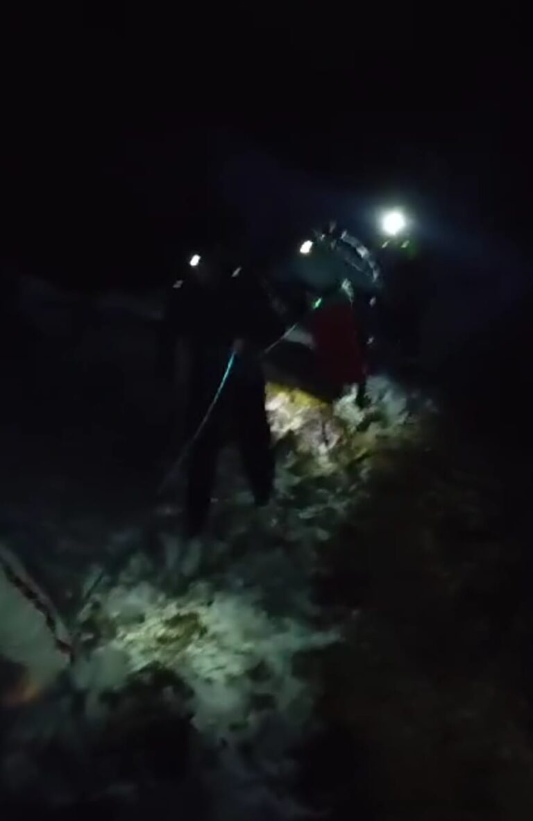 Salvamontiștii din Prahova, misiune dificilă pe Jepii Mari: patru turiști nepregătiți, salvați la timp