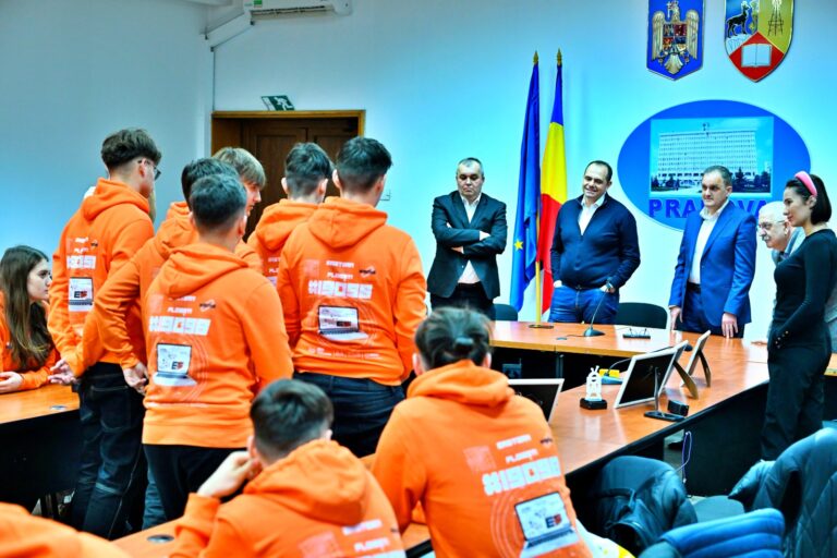 Echipa de robotică Eastern Foxes primește recunoașterea performanței la nivel județean
