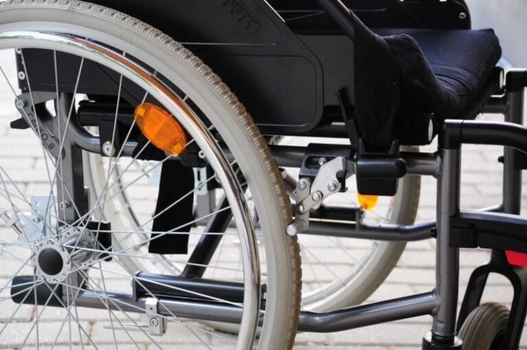 Reevaluarea persoanelor cu handicap care dețin permis de conducere. Ce trebuie să știe cetățenii din Prahova