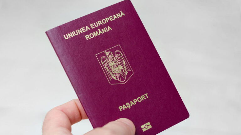 Pașapoarte temporare cu cod QR digital! România modernizează documentele de călătorie