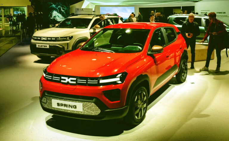 3.900 de euro o Dacia Spring- cel mai mic preț din Europa!