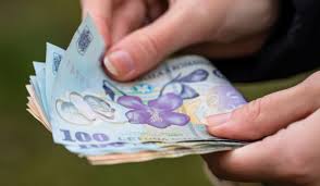 Românii pot retrage cash direct din magazine, începând din această lună