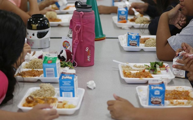 39 de şcoli din Prahova incluse în programul  „Masă sănătoasă”