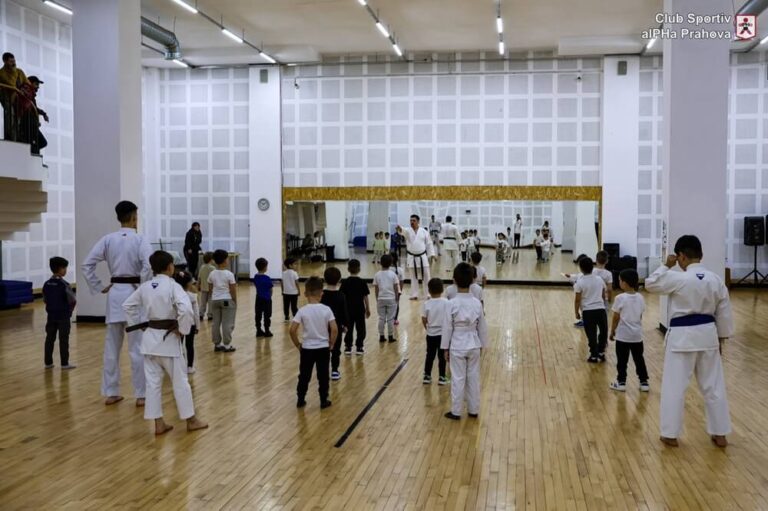 alPHa Prahova lansează Alpha Karate Club – un proiect dedicat inițierii copiilor în karate
